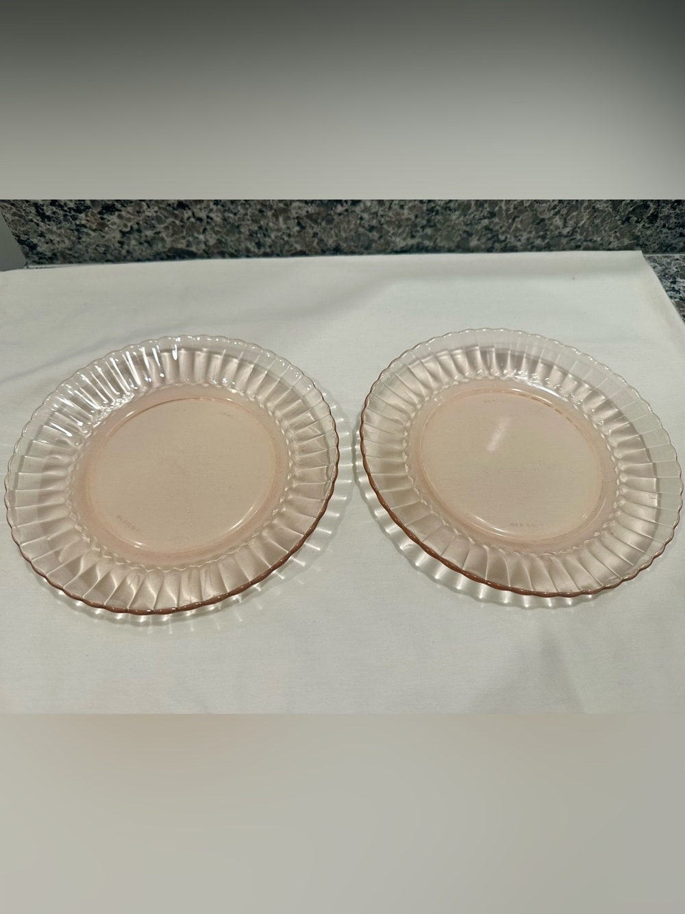 Set of 2 Vintage Fortecrisa Pink Glass Swirl Plates 7 Inch Made in Mexico